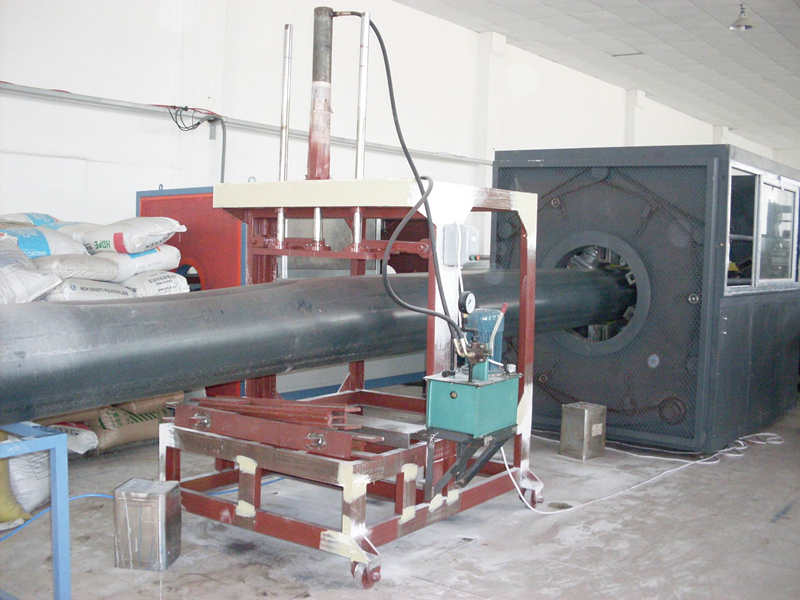 HDPE Isı Koruma Boru Makinası
