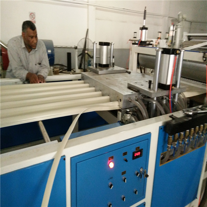 SJSZ-80/156 PVC/PC sırlı dalga levha üretim hattı